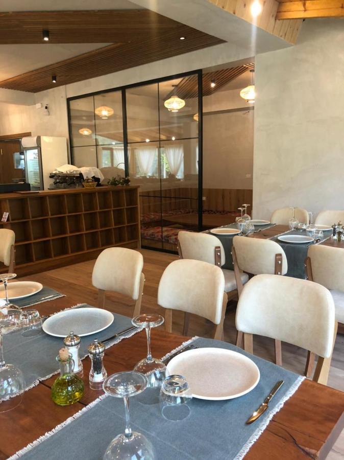 Hotel Restaurant Alpet Theth Extérieur photo